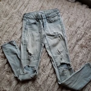 American eagle ripped jeans